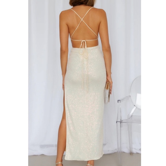 Hello Molly | Create The Spell Midi Dress - Picture 8 of 13